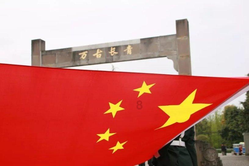 滚动的圆球无敌版